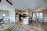 1101 Day Beacon Drive - Photo 3