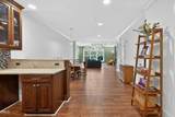 710 Independence Place - Photo 6