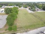 3 Four Oaks Place - Photo 4