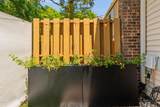220 Elizabeth Street - Photo 22