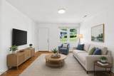 2342 Bernard Street - Photo 2