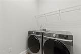 912 Village View Lane - Photo 9