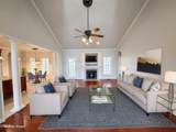 824 Camwheel Drive - Photo 3