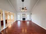 824 Camwheel Drive - Photo 4