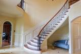 9800 Najma Street - Photo 9