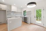 2205 Tampa Avenue - Photo 11