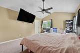 808 Hilton Drive - Photo 17
