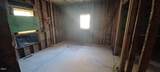 507 Clark Street - Photo 14