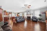 1407 Yellow Wood Drive - Photo 5