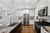 929 Groveview Wynd - Photo 18