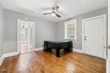 937 Redgate Avenue - Photo 16
