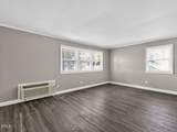813 Daniels - Photo 5