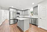 2810 Ashe Street - Photo 4