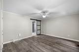 424 Newburgh Drive - Photo 8
