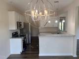 404 Holmes Street - Photo 11