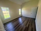404 Holmes Street - Photo 30