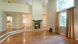 818 Lake Forest Drive - Photo 3