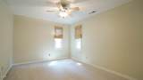 818 Lake Forest Drive - Photo 36