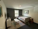 5104 Hollyridge Drive - Photo 10