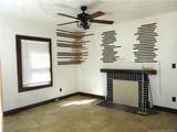 105 Kensington Circle - Photo 3