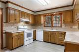 3490 Thamesford Road - Photo 8