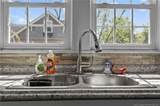 220 Bethune Street - Photo 14