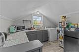 220 Bethune Street - Photo 15