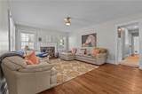 220 Bethune Street - Photo 5