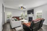 244 Kensington Drive - Photo 10