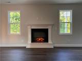 240 Sacksonia Street - Photo 21