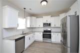 411 Broadfoot Avenue - Photo 16