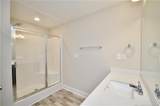 411 Broadfoot Avenue - Photo 32