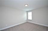 411 Broadfoot Avenue - Photo 37