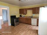 209 Elwood Avenue - Photo 17