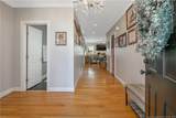 327 Ridgeway Court - Photo 5