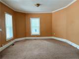 300 Highland Avenue - Photo 2
