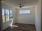520 Lincoln Street - Photo 2