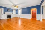 322 Circle Drive - Photo 3