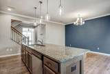 529 Metro Station - Photo 9