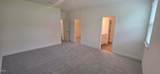 208 Matthew Mdw Lane - Photo 18