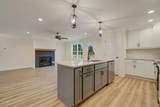 862 Strawberry Road - Photo 17