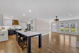 1005 Thorncroft Lane - Photo 18