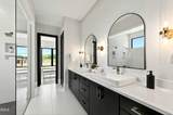 5841 Carriage Gate Drive - Photo 24