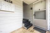 707 Daniels Street - Photo 2