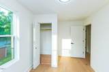 1508 Hyde Park Avenue - Photo 35