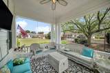 309 Divine Street - Photo 3