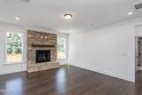 112 Kissington Way - Photo 13