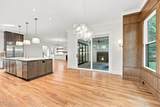 316 Perry Street - Photo 17