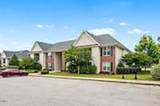 411 Gallery Drive - Photo 4