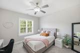 917 Cambridge Hall Loop - Photo 24